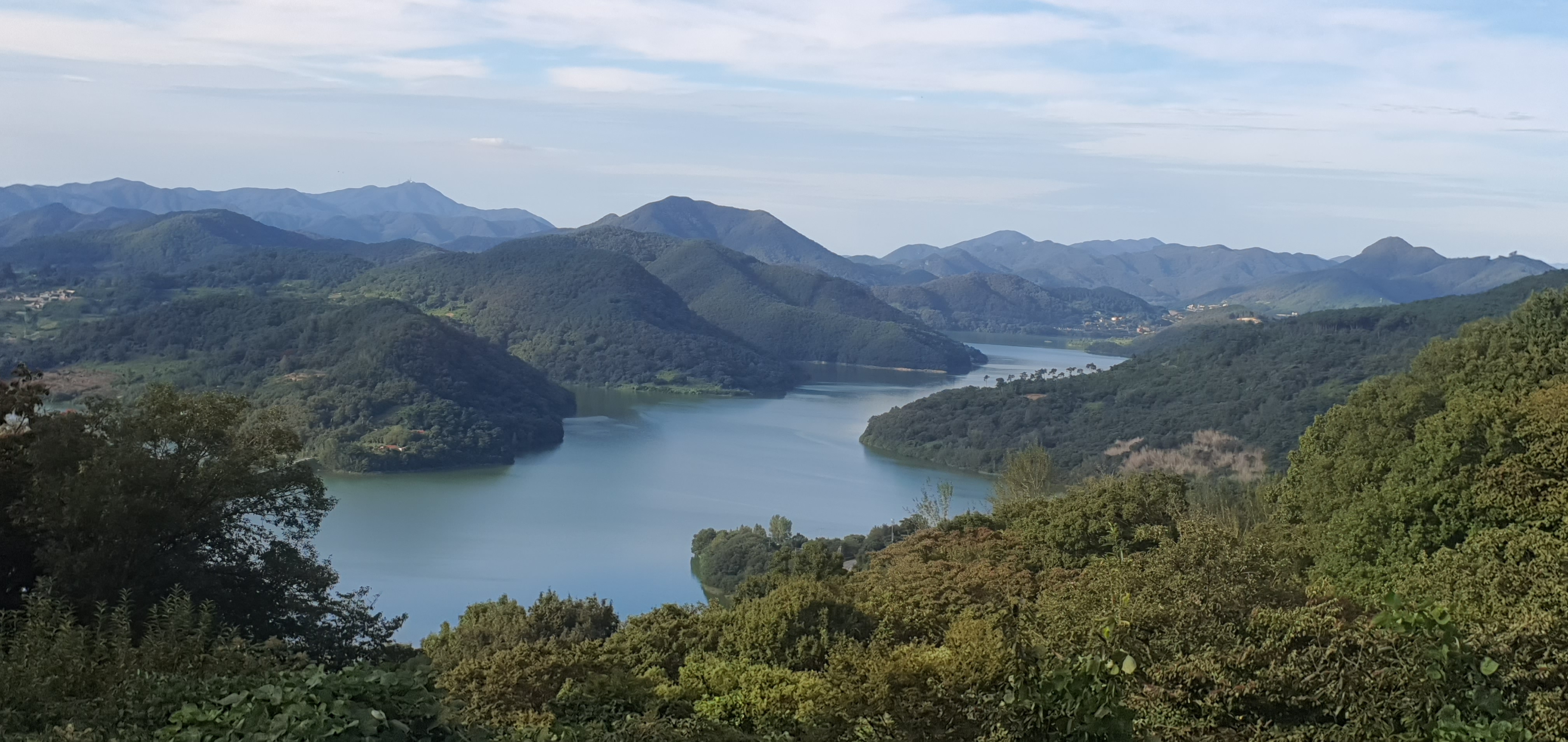 캠핑D12(파쇄석)9M×10M 주말2박우선예약 포토